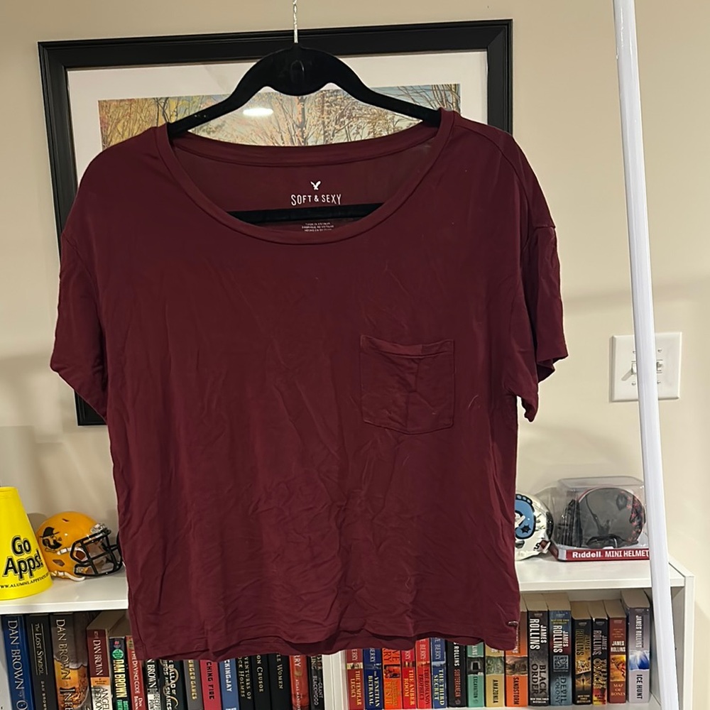 Women's Burgundy Top